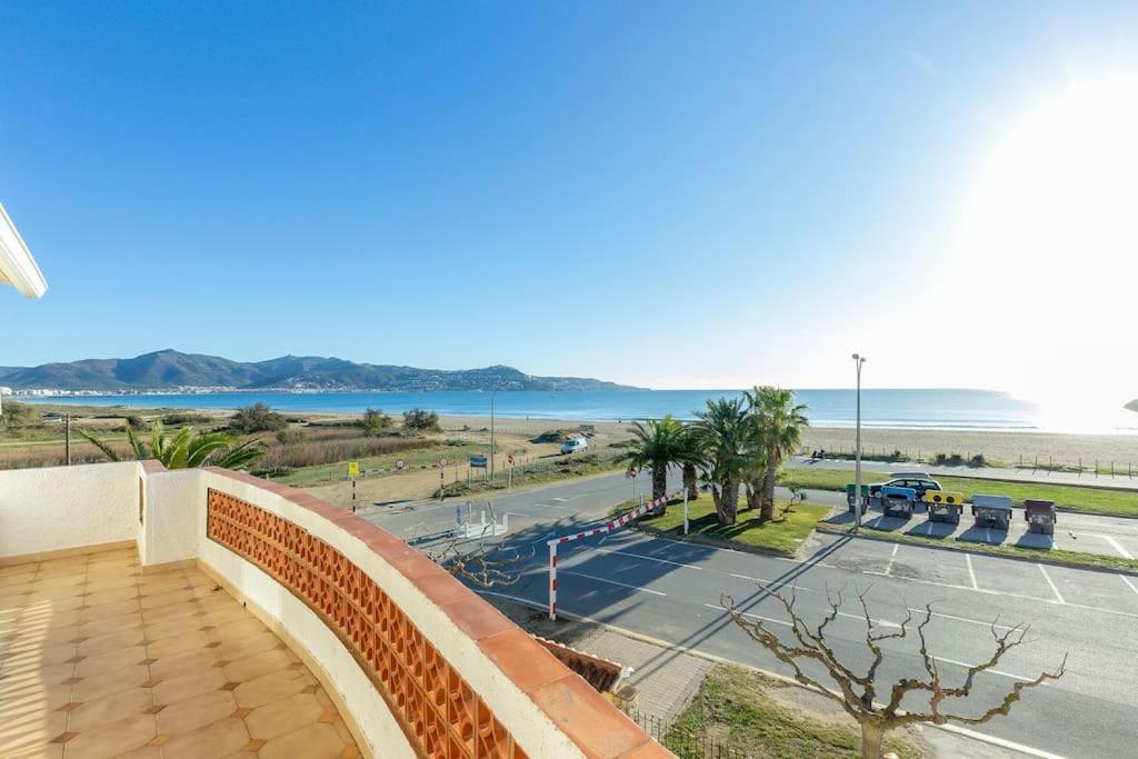 V020 - Puerto Primero Empuriabrava Eksteriør billede